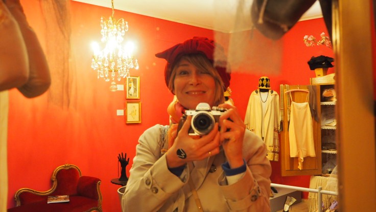 OLYMPUS DIGITAL CAMERA